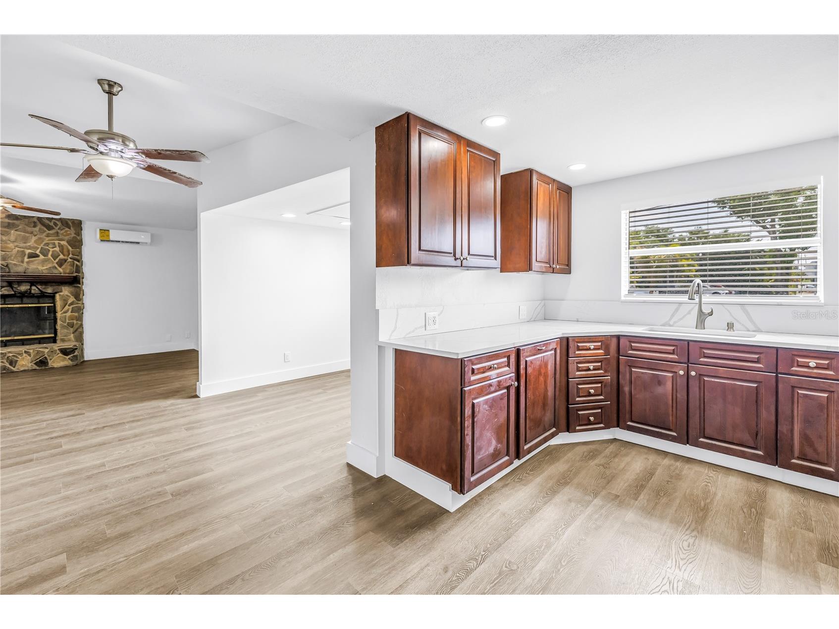110 NE Monroe Circle N #1 Saint Petersburg FL 33702 TB8502383 image14