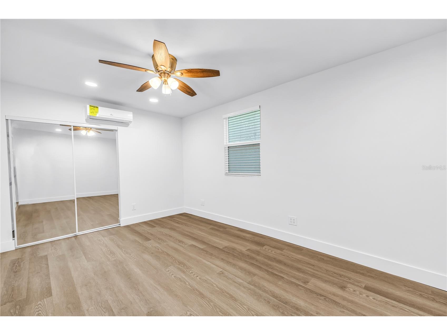 110 NE Monroe Circle N #1 Saint Petersburg FL 33702 TB8502383 image17