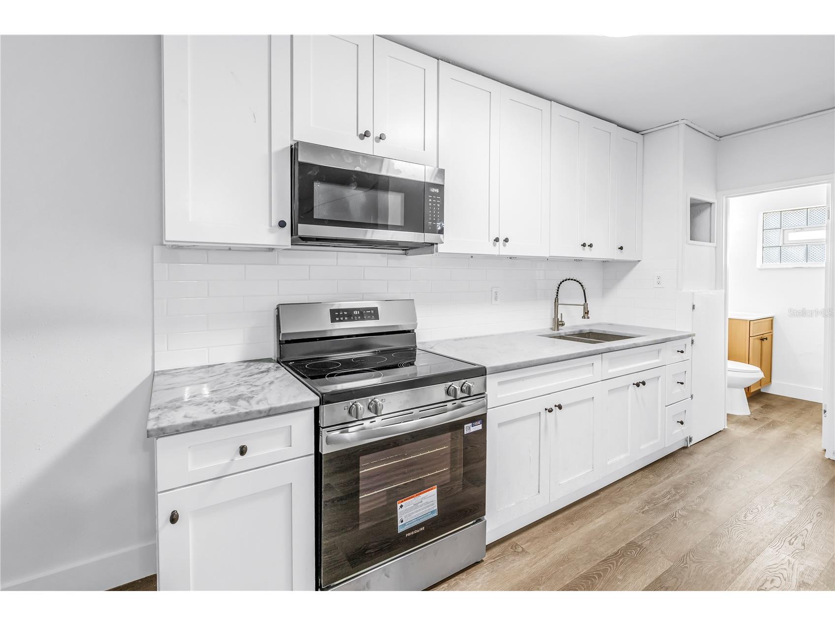 110 NE Monroe Circle N #1 Saint Petersburg FL 33702 TB8502383 image23
