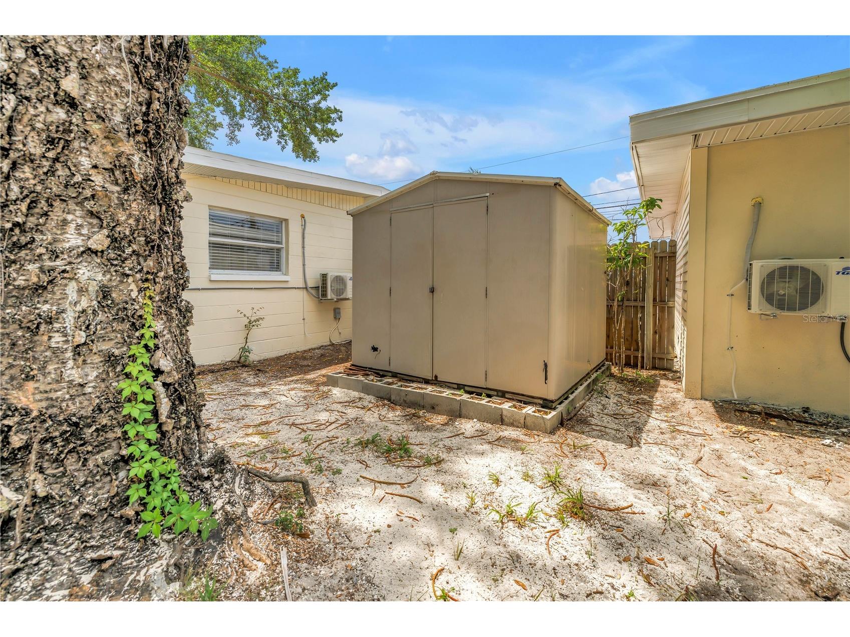 110 NE Monroe Circle N #1 Saint Petersburg FL 33702 TB8502383 image50