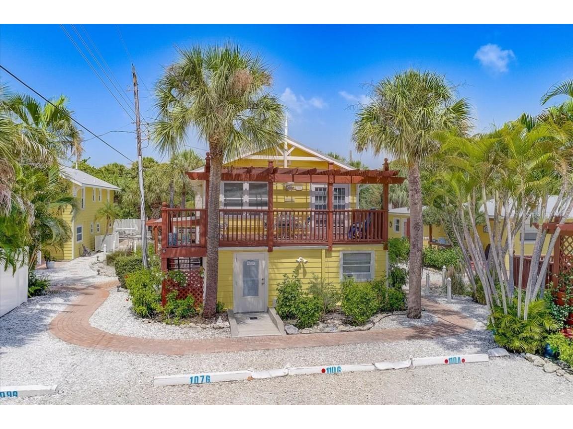 110 Oak Avenue #A Anna Maria FL 34216 A4611057 image1