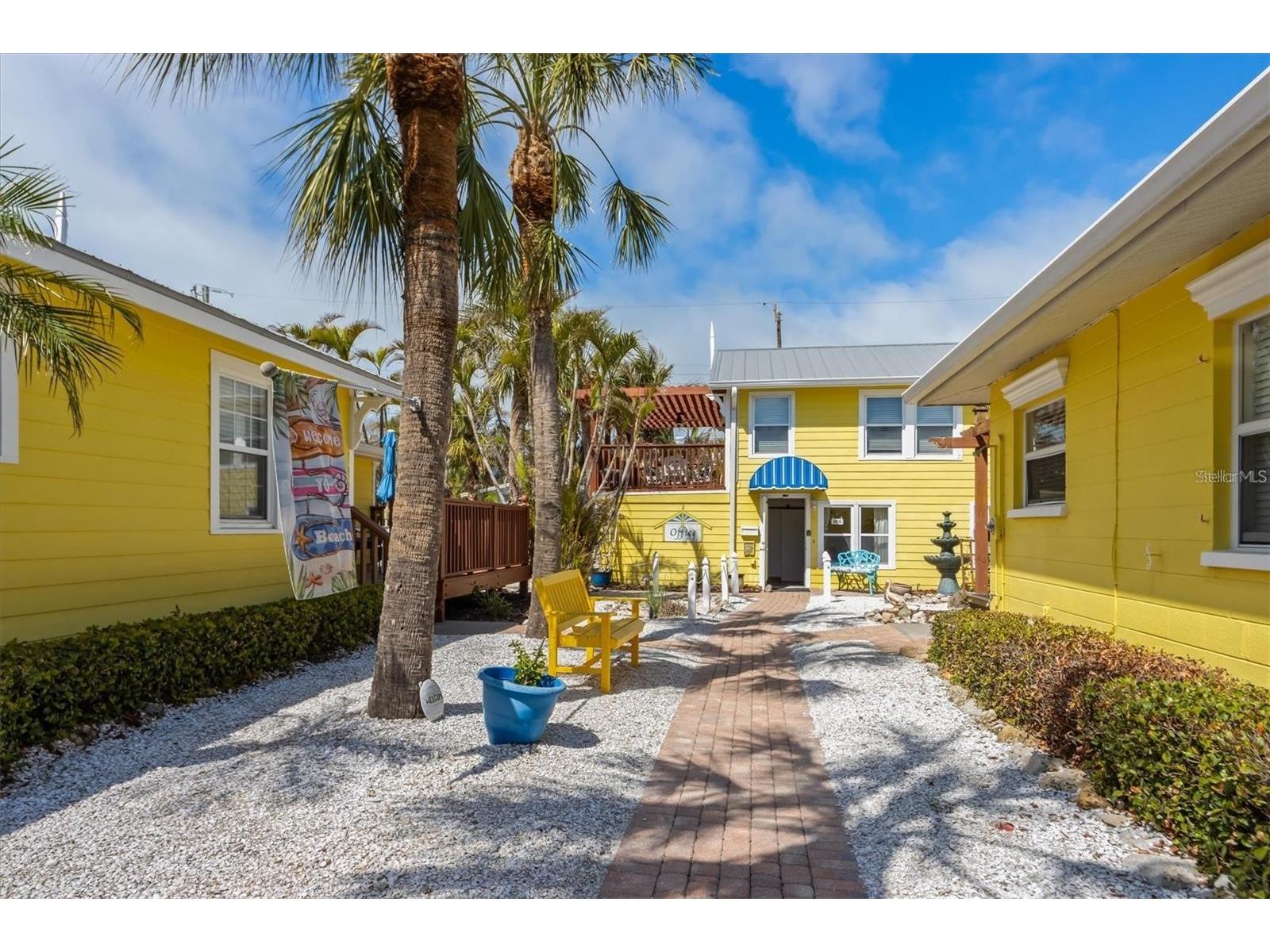110 Oak Avenue #A Anna Maria FL 34216 A4678588 image8