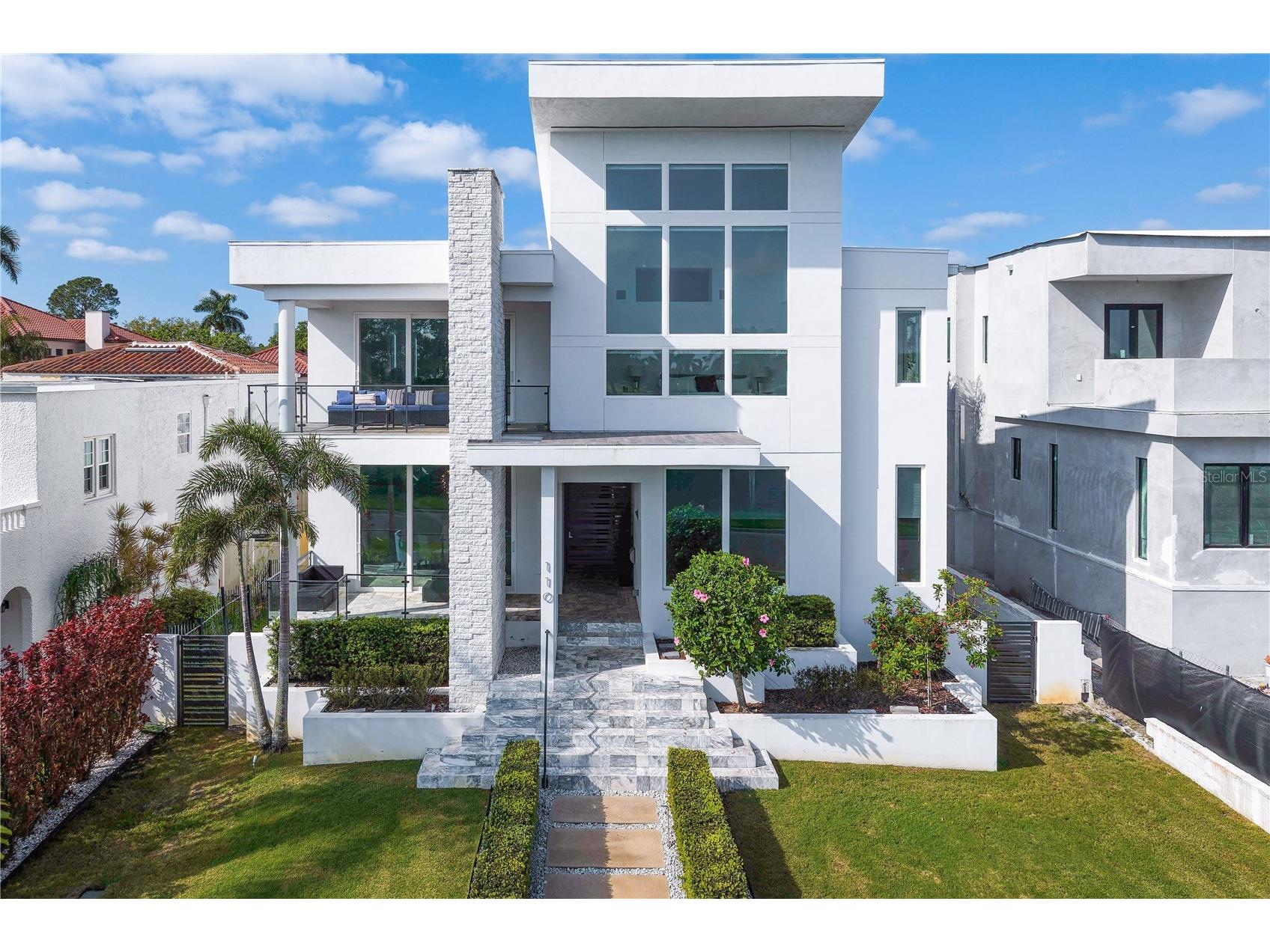 110 Palmera Boulevard NE Saint Petersburg FL 33704 TB8499982 image1