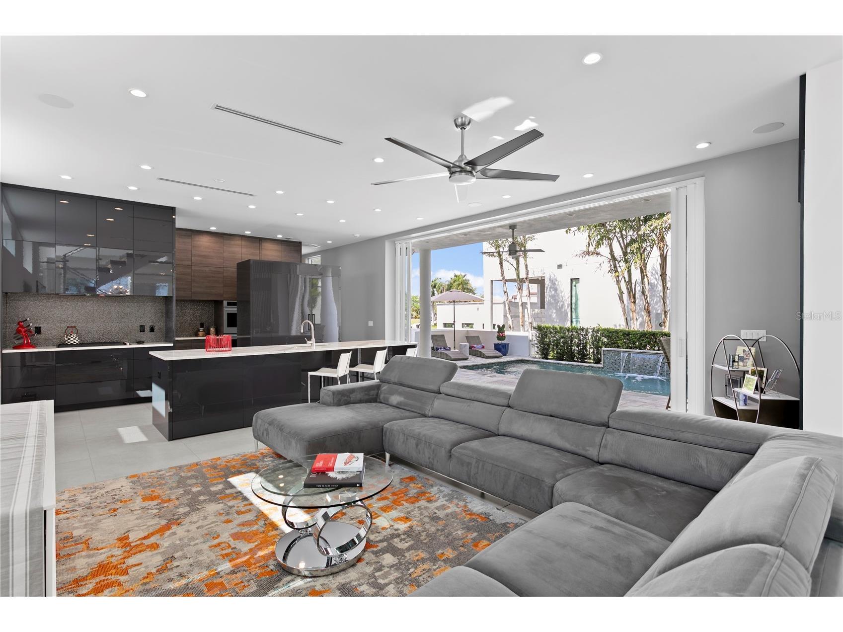 110 Palmera Boulevard NE Saint Petersburg FL 33704 TB8499982 image10