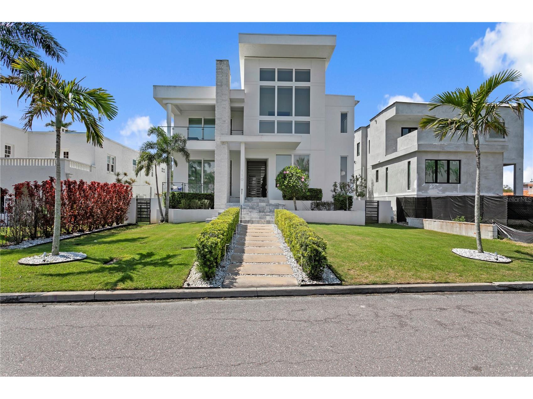 110 Palmera Boulevard NE Saint Petersburg FL 33704 TB8499982 image2