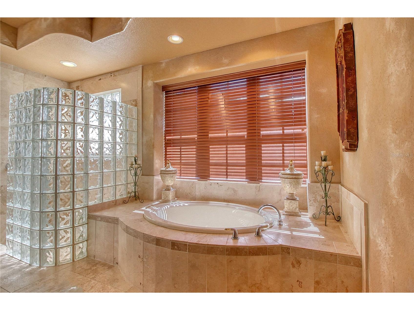 110 Portofino Drive North Venice FL 34275 A4673350 image30