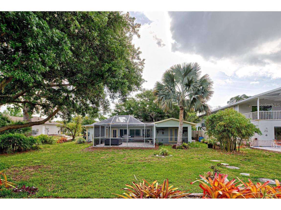 110 S Oxford Drive Englewood FL 34223 - GOTTFRIED CREEK D6135905 image10