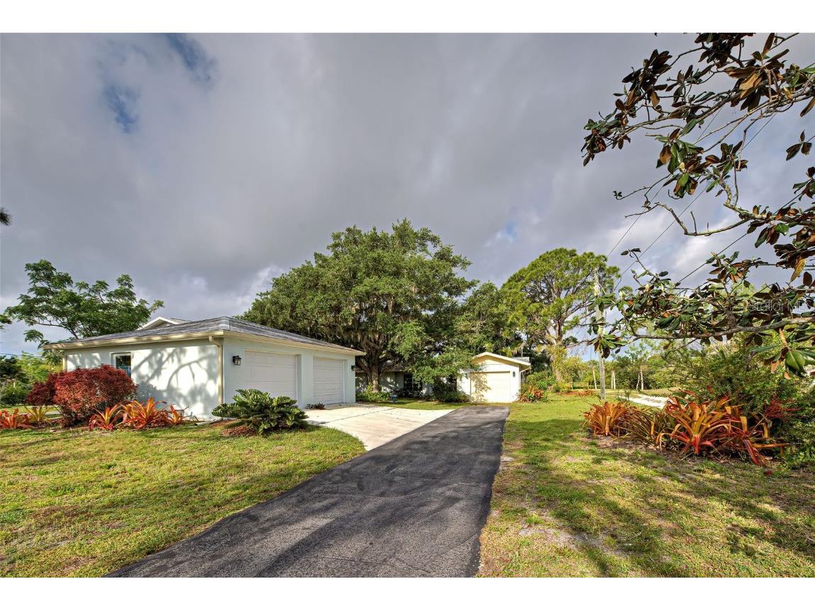 110 S Oxford Drive Englewood FL 34223 - GOTTFRIED CREEK D6135905 image3