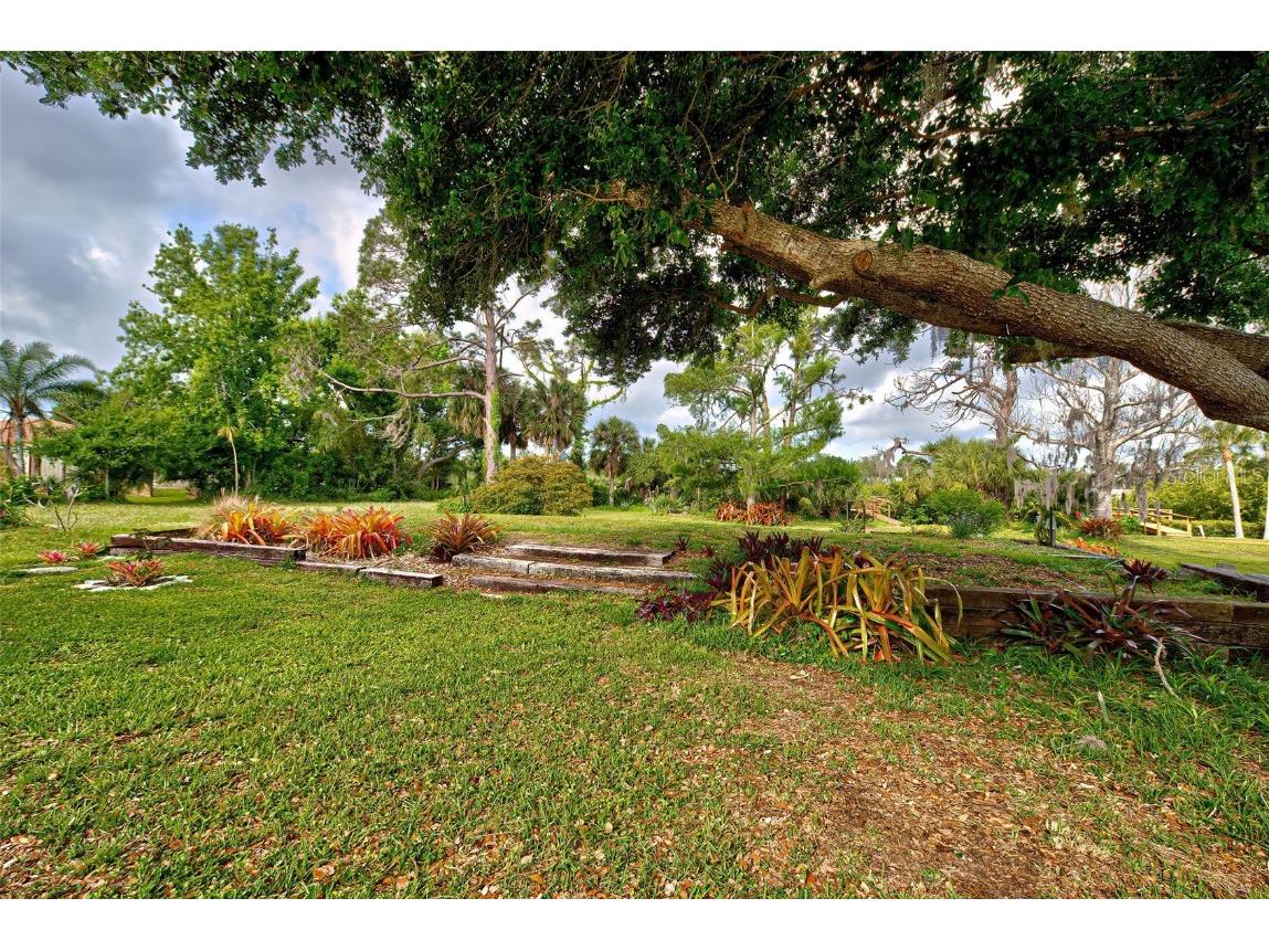 110 S Oxford Drive Englewood FL 34223 - GOTTFRIED CREEK D6135905 image9