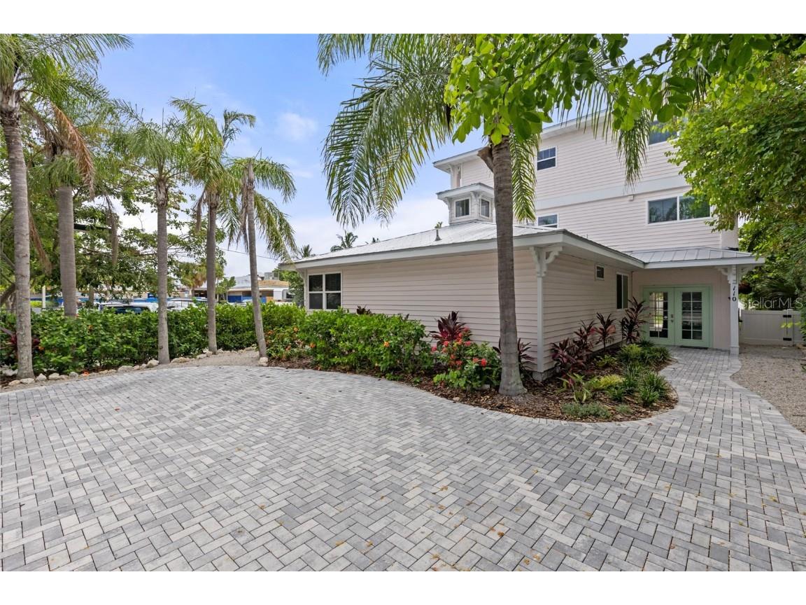 110 Spring Avenue Anna Maria FL 34216 A4673879 image1