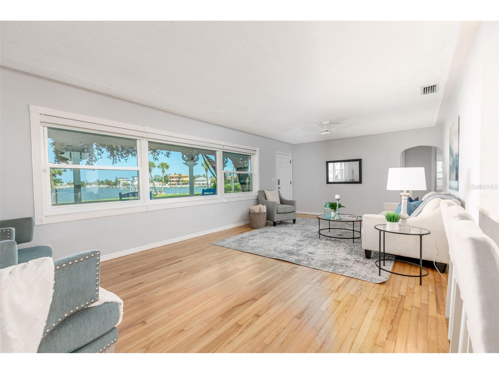 110 Sunset Drive S Saint Petersburg FL 33707 TB8519370 image12