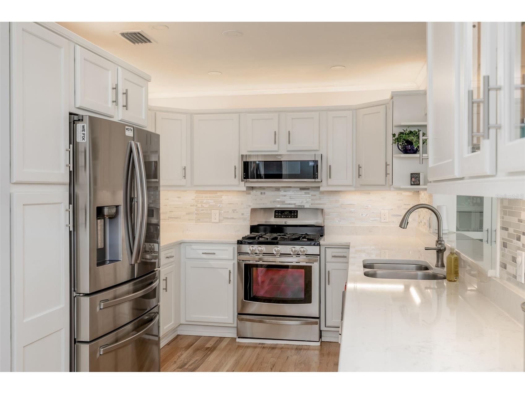 110 Sunset Drive S Saint Petersburg FL 33707 TB8519370 image16