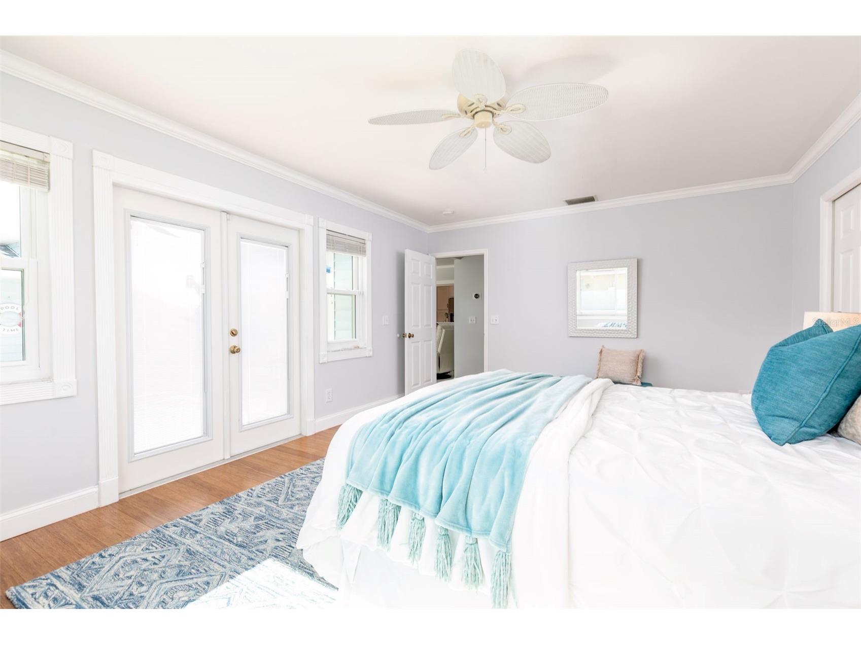 110 Sunset Drive S Saint Petersburg FL 33707 TB8519370 image28
