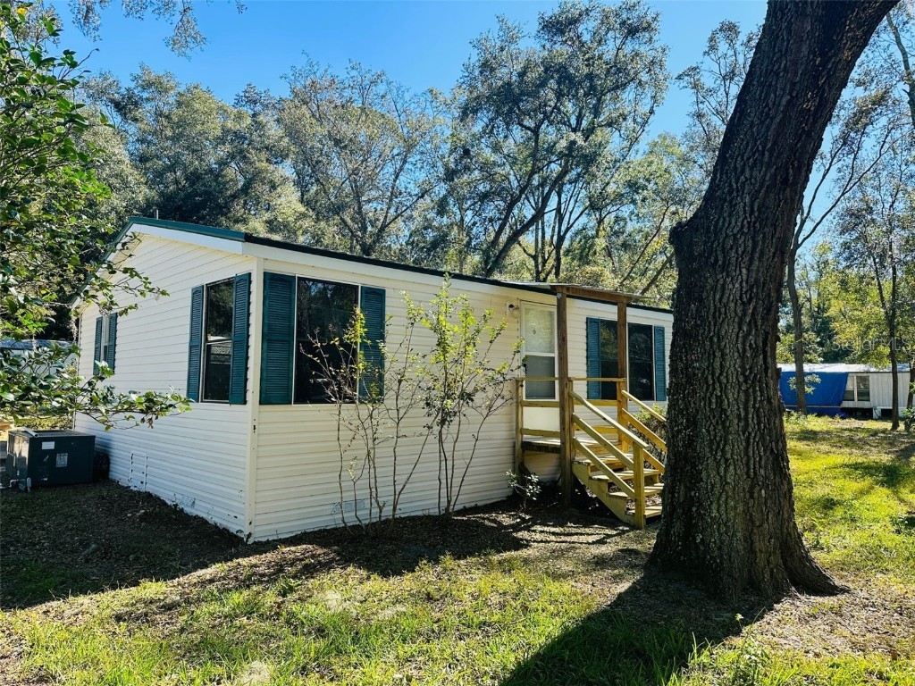 110 SW Camel Glen Lake City FL 32024 W7876575 image1