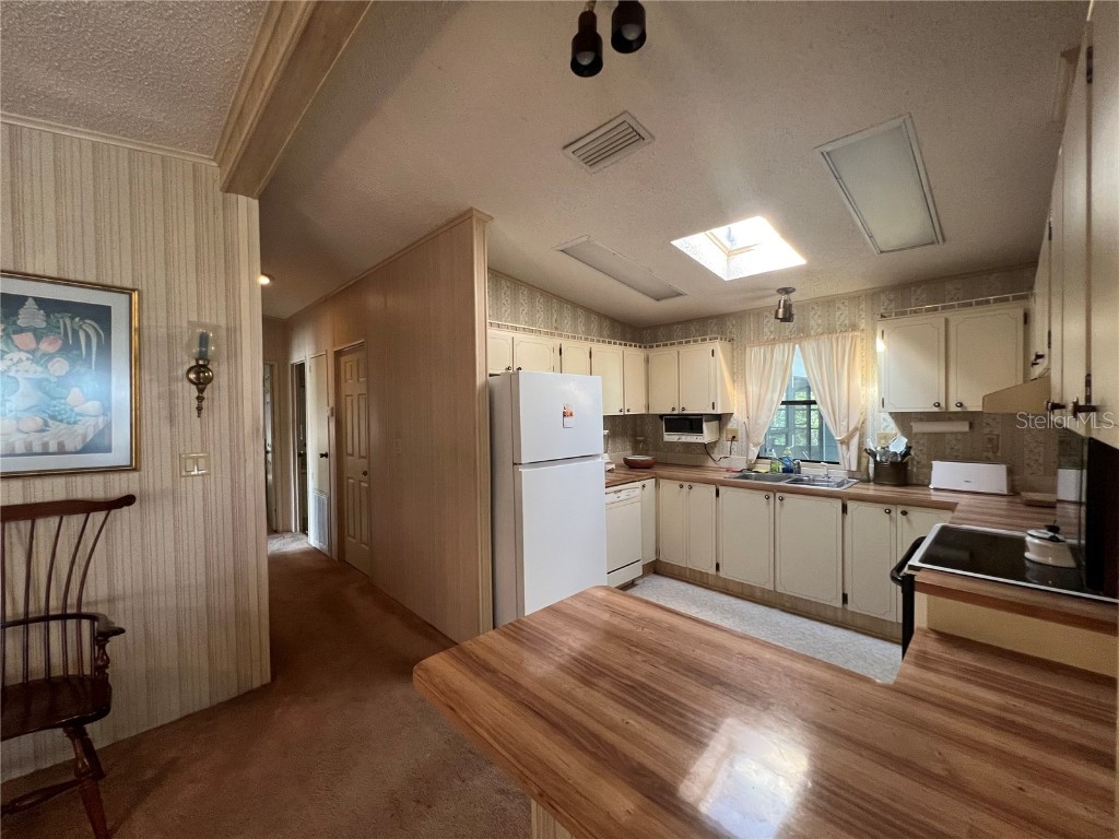 110 Timber Way Wildwood FL 34785 - LAKE OKAHUMPKA G5092818 image8