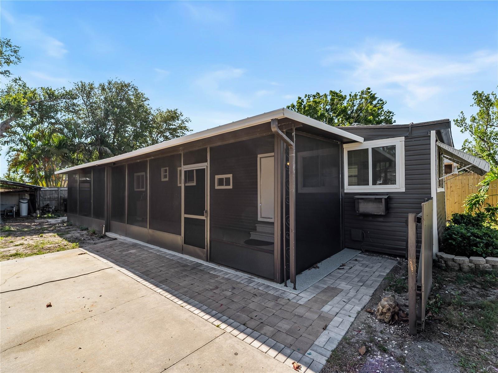110 Verona Street N Nokomis FL 34275 A4697097 image1