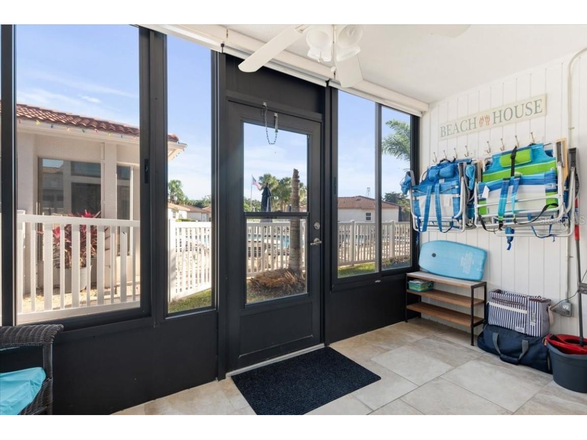 110 Vista Hermosa Circle #106B Sarasota FL 34242 A4674054 image14