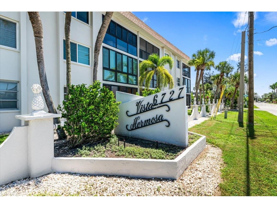 110 Vista Hermosa Circle #106B Sarasota FL 34242 A4674054 image16
