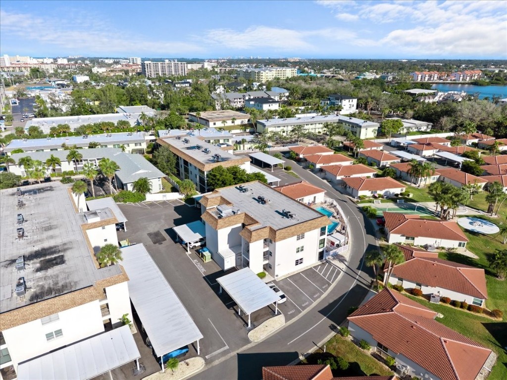 110 Vista Hermosa Circle #106B Sarasota FL 34242 A4674054 image29