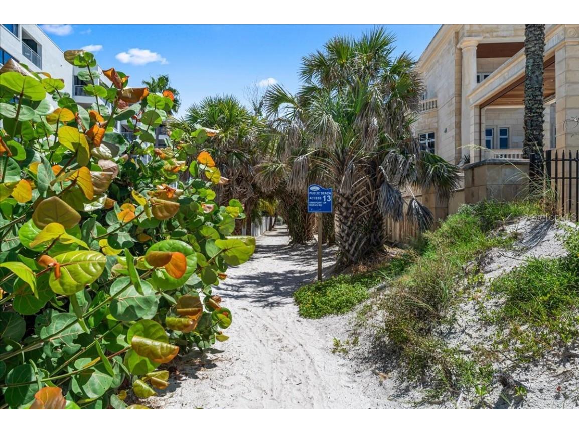 110 Vista Hermosa Circle #106B Sarasota FL 34242 A4674054 image38