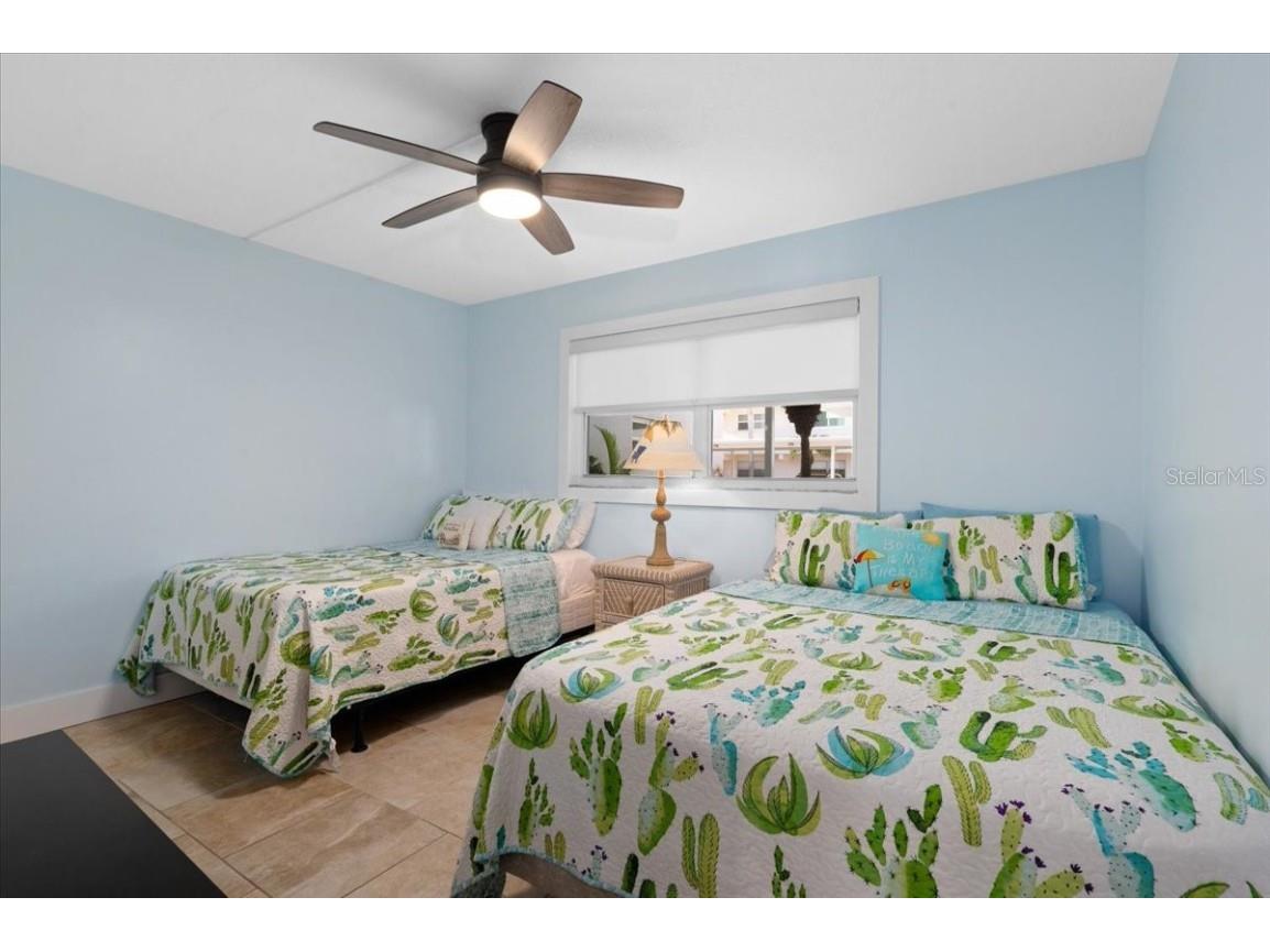 110 Vista Hermosa Circle #106B Sarasota FL 34242 A4674054 image8