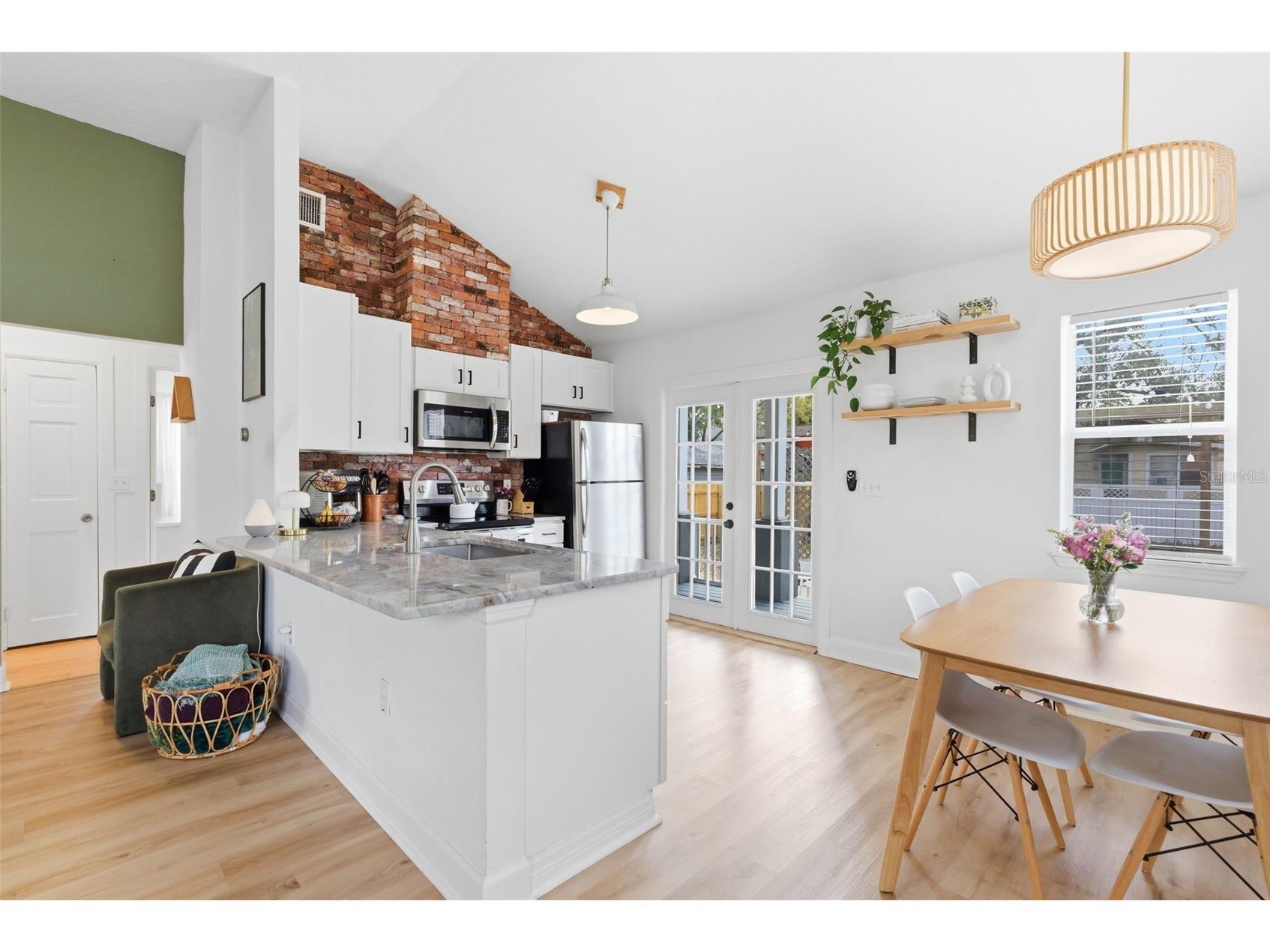 110 W Cayuga Street Tampa FL 33603 TB8483199 image10