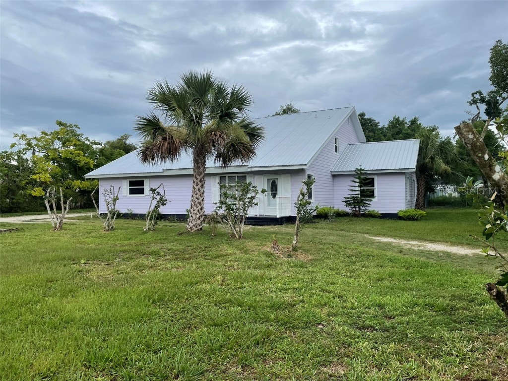 110 W Washington Avenue Deland FL 32720 V4936859 image1