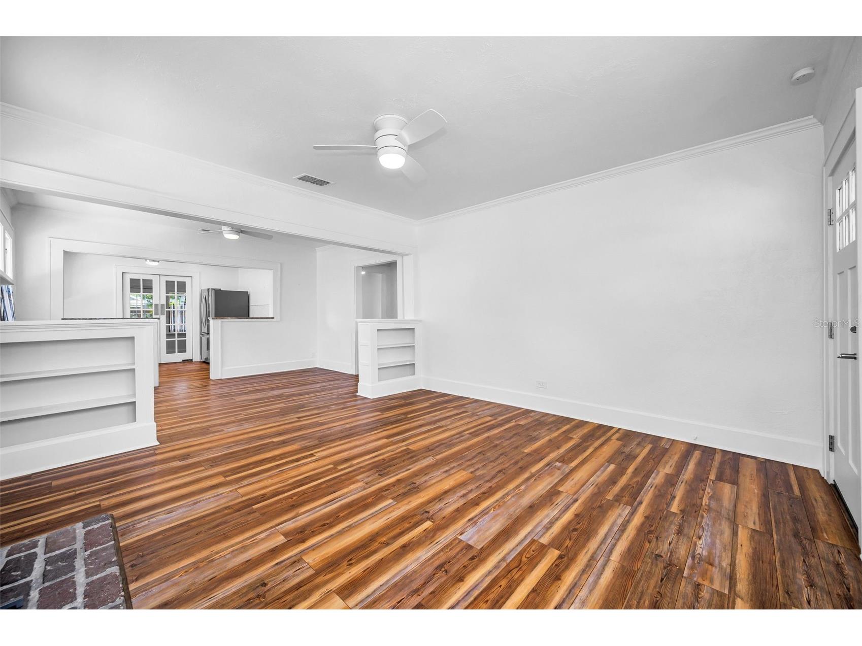 1100 35th Avenue N Saint Petersburg FL 33704 TB8521881 image11