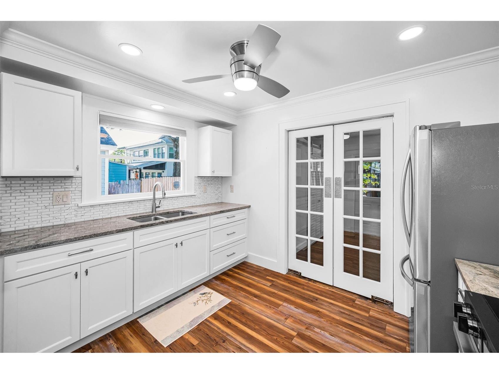 1100 35th Avenue N Saint Petersburg FL 33704 TB8521881 image25