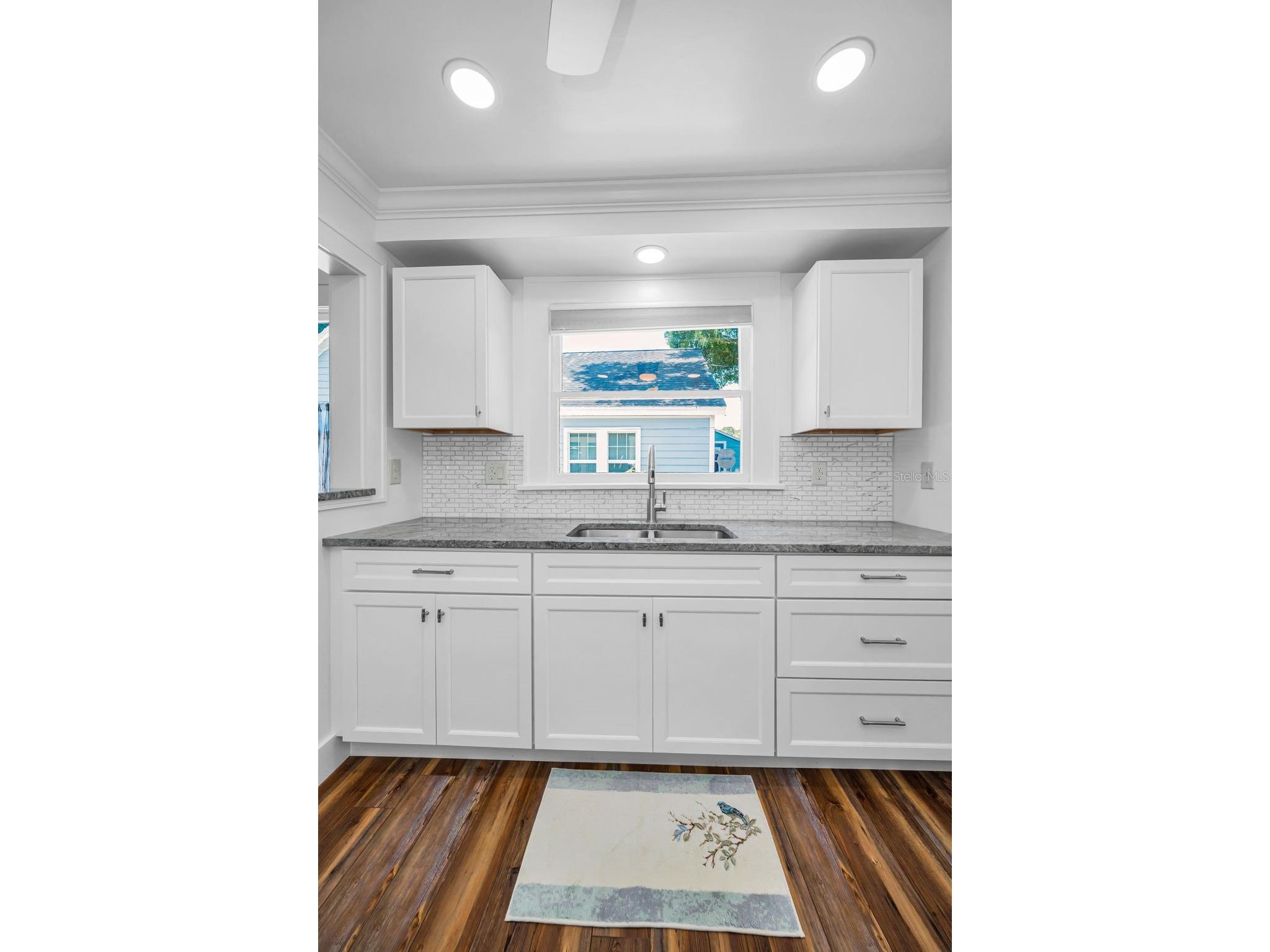 1100 35th Avenue N Saint Petersburg FL 33704 TB8521881 image26
