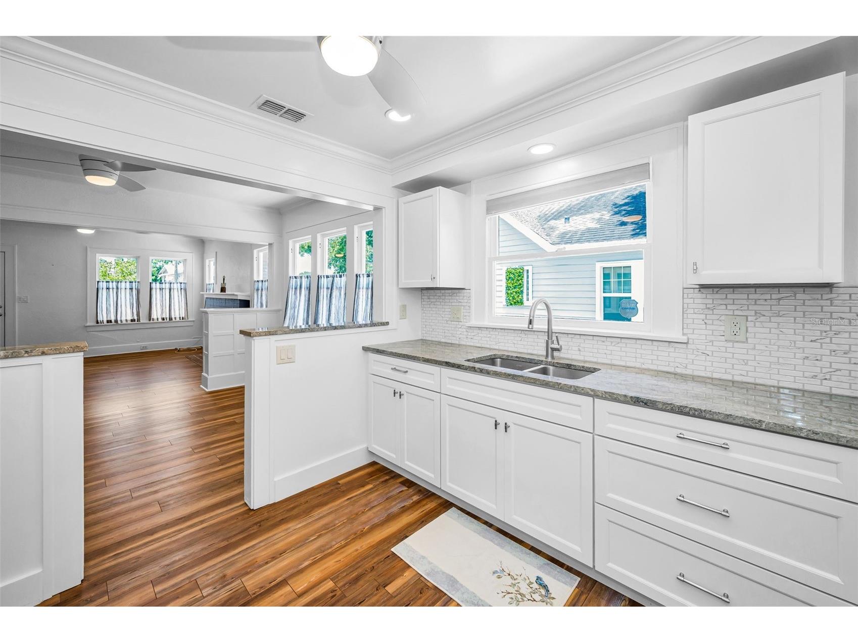 1100 35th Avenue N Saint Petersburg FL 33704 TB8521881 image27
