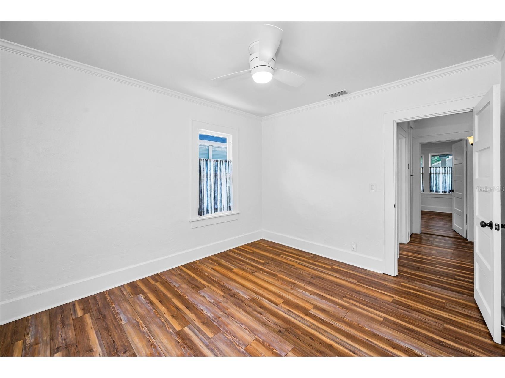 1100 35th Avenue N Saint Petersburg FL 33704 TB8521881 image34