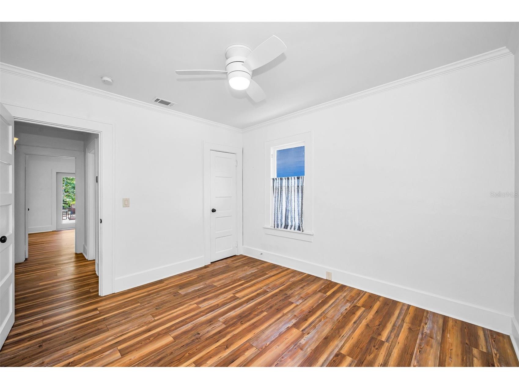 1100 35th Avenue N Saint Petersburg FL 33704 TB8521881 image37