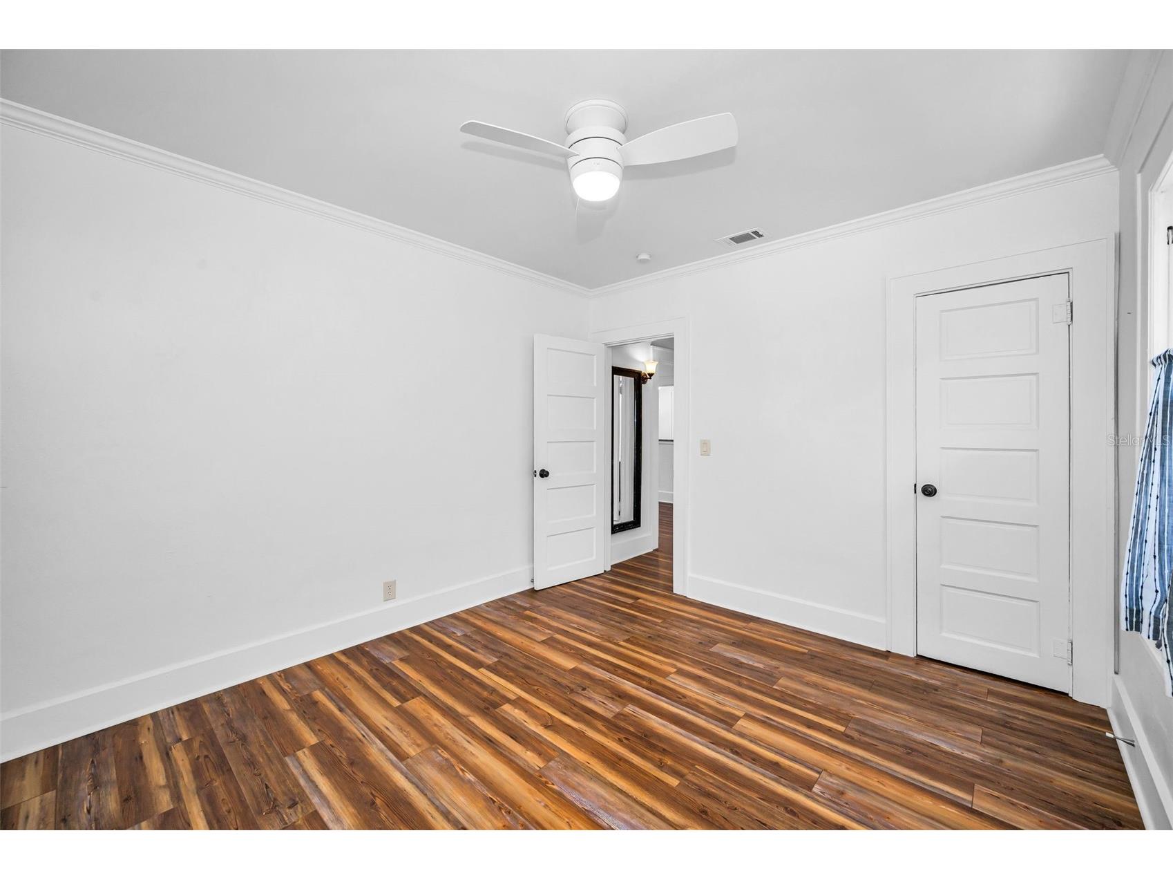 1100 35th Avenue N Saint Petersburg FL 33704 TB8521881 image38