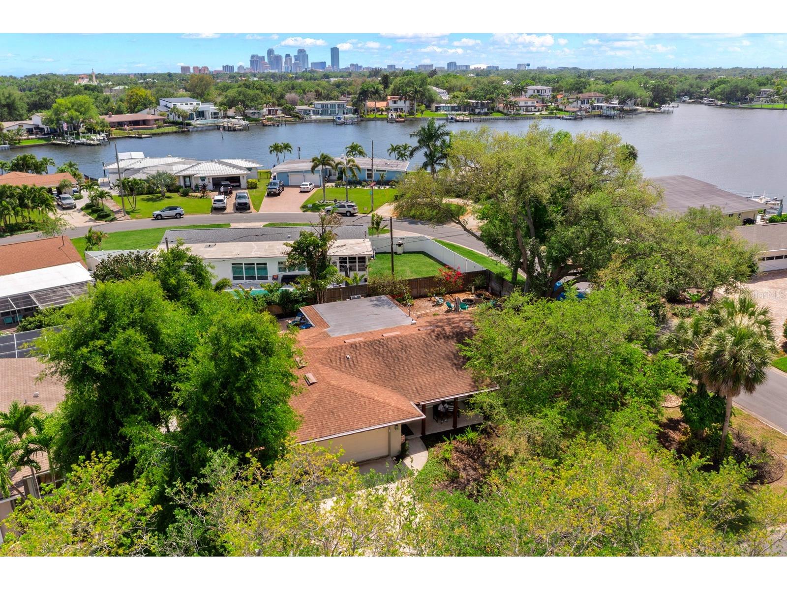 1100 36th Avenue NE Saint Petersburg FL 33704 TB8495604 image32