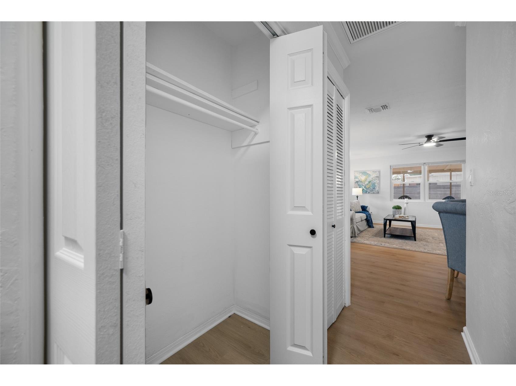 1100 81st Avenue N Saint Petersburg FL 33702 TB8486489 image30