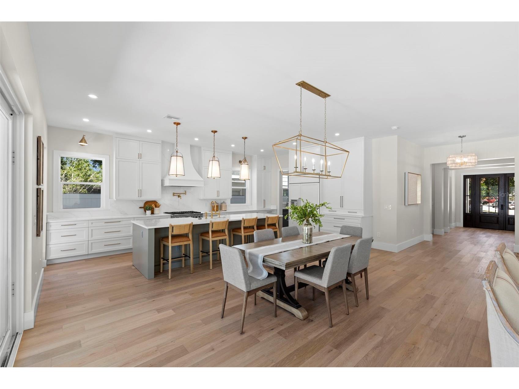 1100 8th Street N Saint Petersburg FL 33701 TB8499109 image13