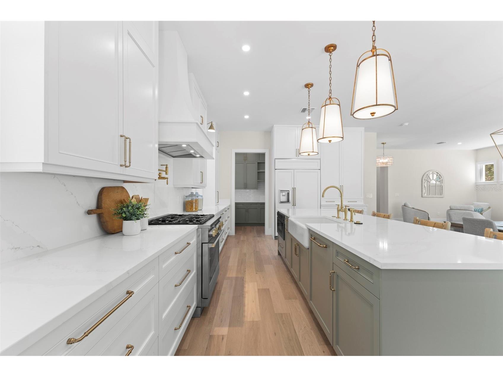 1100 8th Street N Saint Petersburg FL 33701 TB8499109 image17