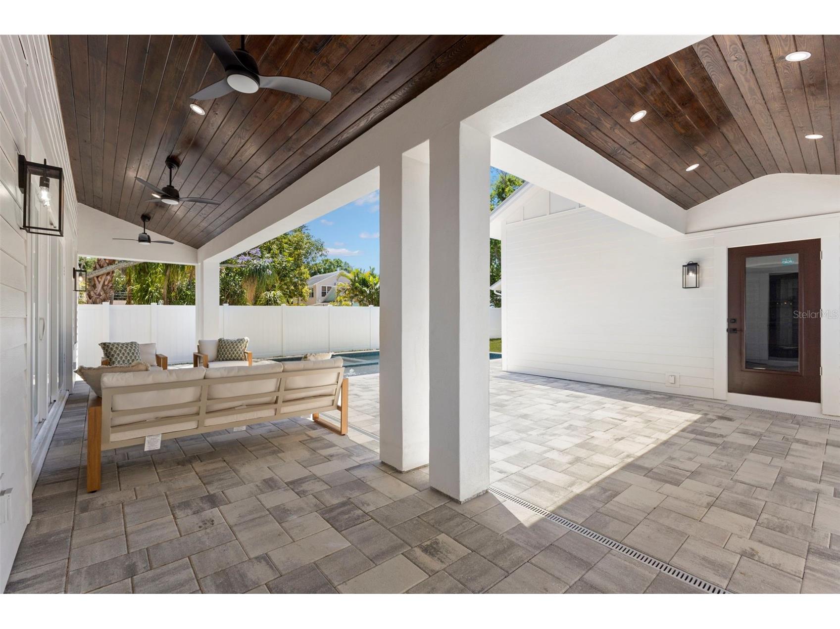 1100 8th Street N Saint Petersburg FL 33701 TB8499109 image22