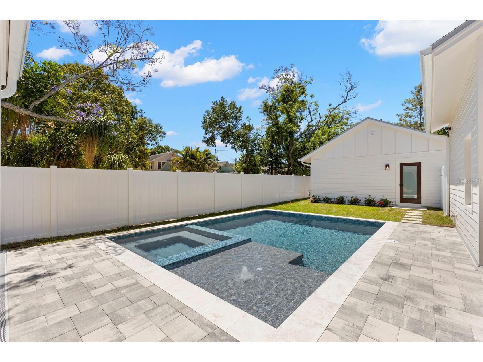 1100 8th Street N Saint Petersburg FL 33701 TB8499109 image23