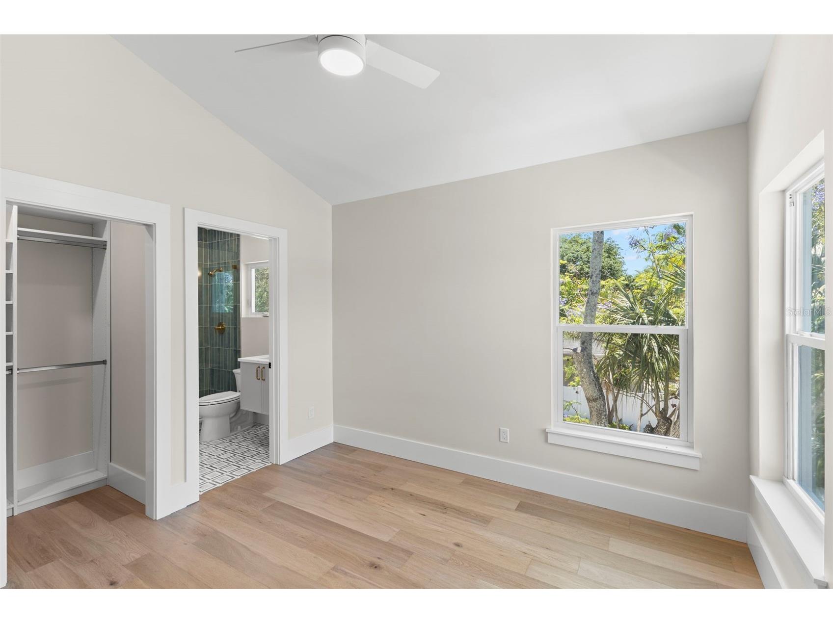 1100 8th Street N Saint Petersburg FL 33701 TB8499109 image39