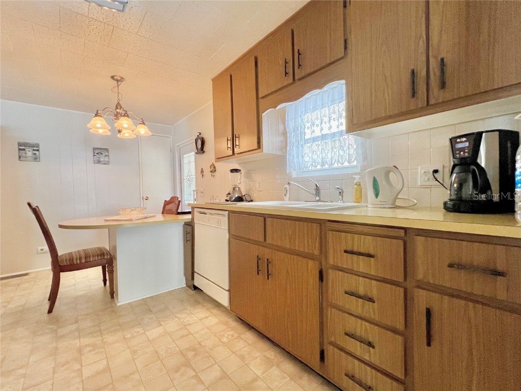 1100 Belcher Road S #719 Largo FL 33771 TB8365308 image27