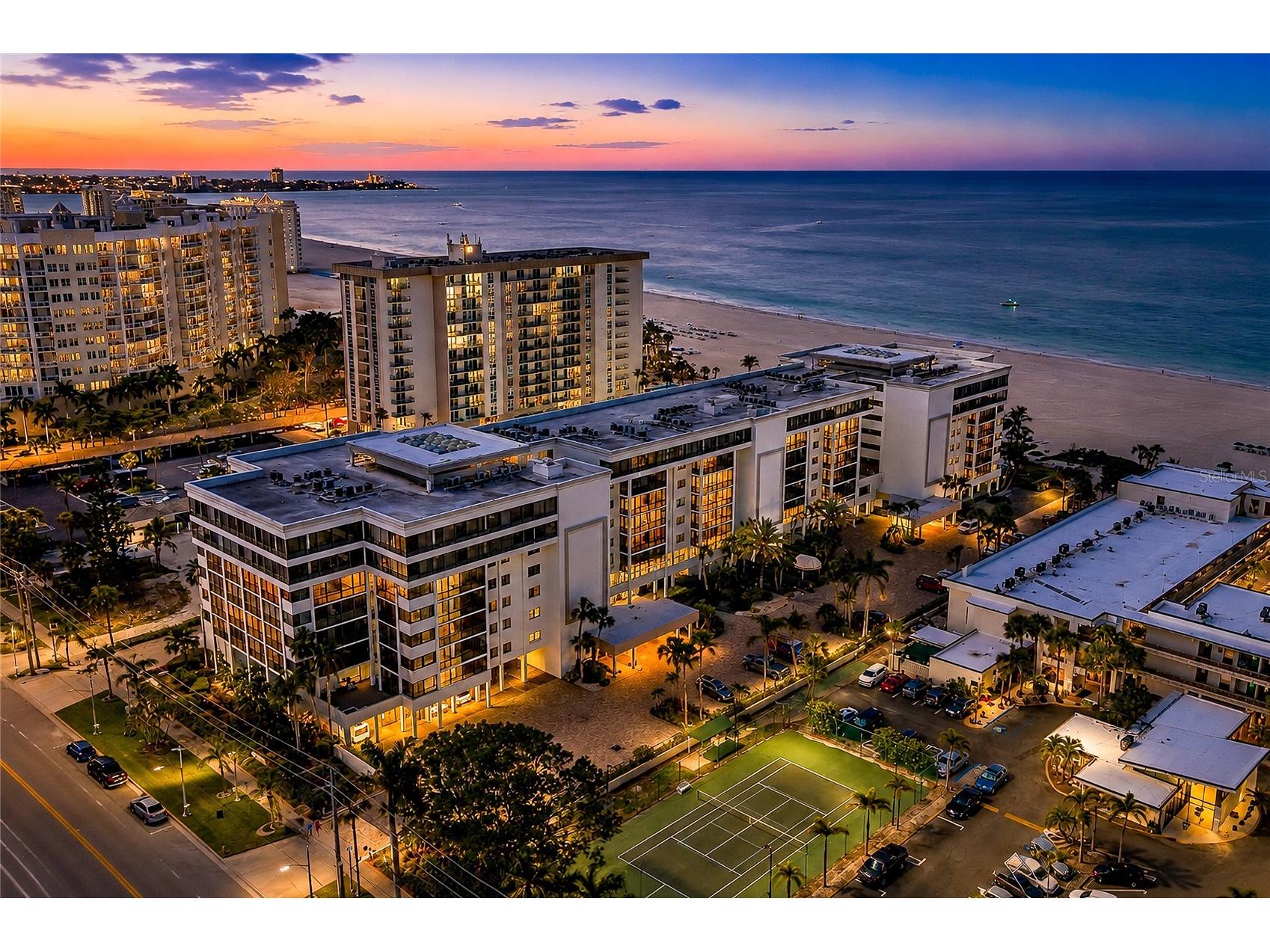1100 Benjamin Franklin Drive #305 Sarasota FL 34236 A4695506 image1