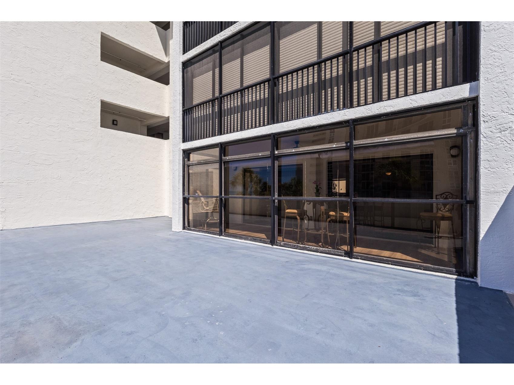 1100 Benjamin Franklin Drive #305 Sarasota FL 34236 A4695506 image29