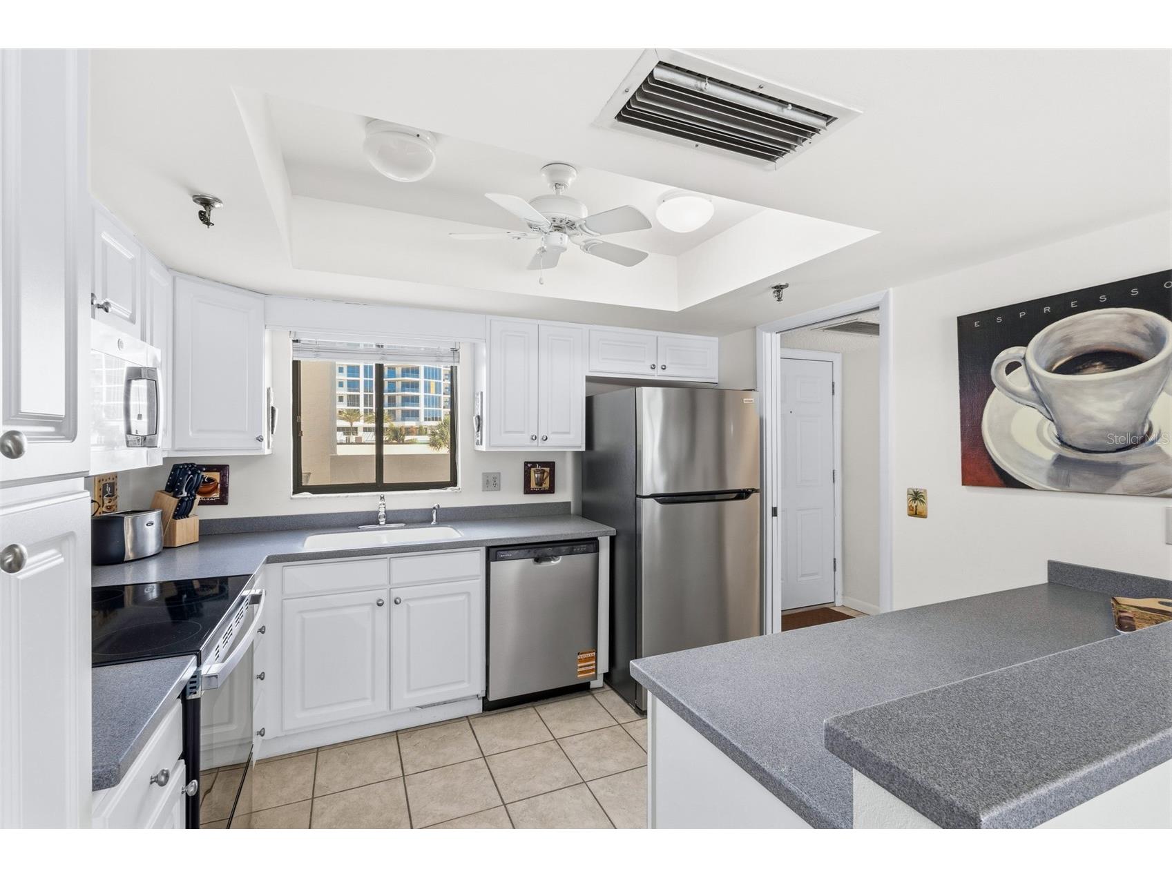 1100 Benjamin Franklin Drive #305 Sarasota FL 34236 A4695506 image42