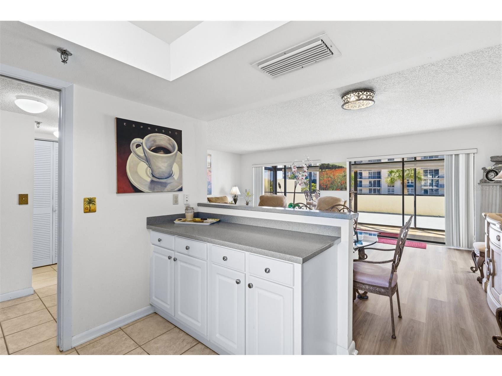 1100 Benjamin Franklin Drive #305 Sarasota FL 34236 A4695506 image43