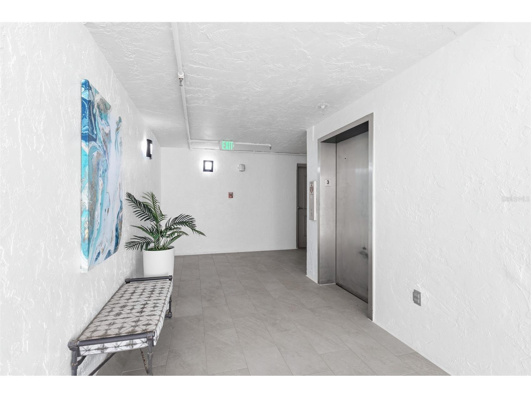 1100 Benjamin Franklin Drive #305 Sarasota FL 34236 A4695506 image61