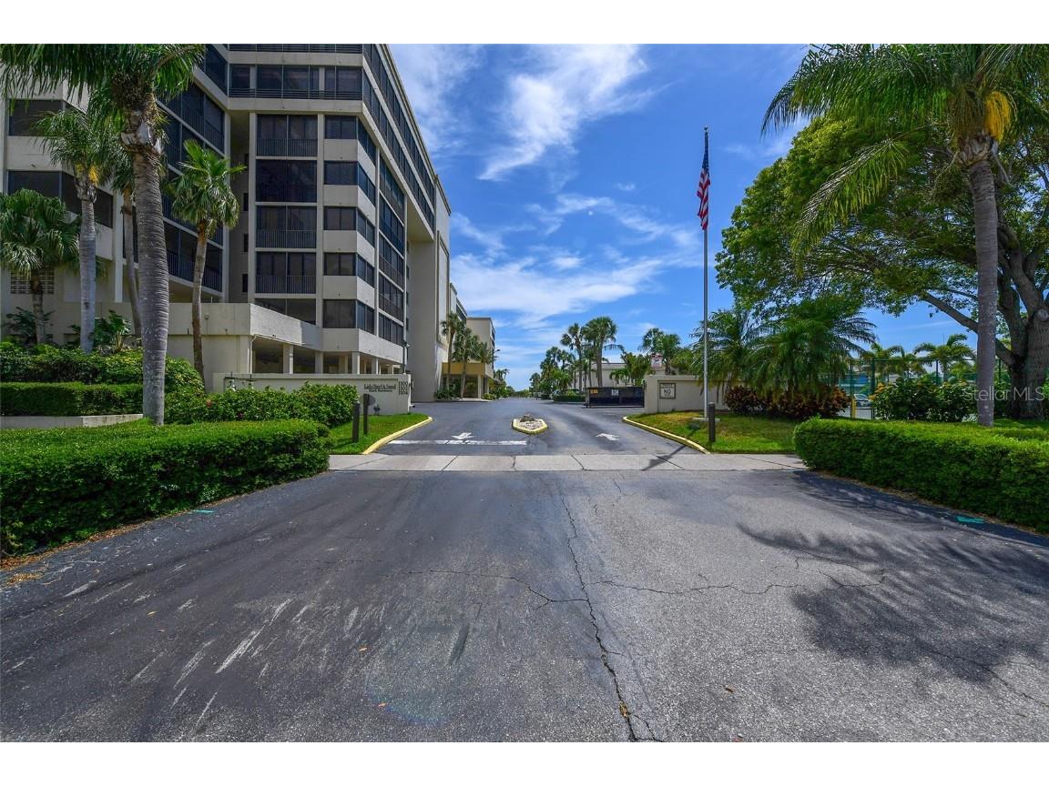 1100 Benjamin Franklin Drive #604 Sarasota FL 34236 - GULF OF MEXICO A4666274 image54