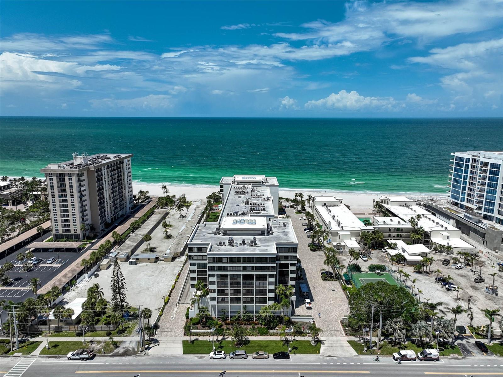 1100 Benjamin Franklin Drive #802 Sarasota FL 34236 A4653904 image4