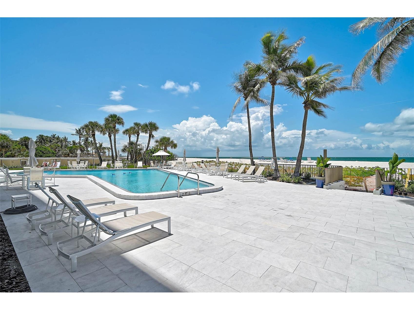 1100 Benjamin Franklin Drive #802 Sarasota FL 34236 A4653904 image5